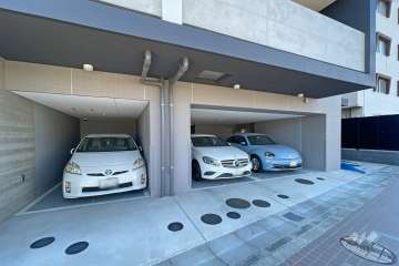 敷地内駐車場（屋内平面式）　