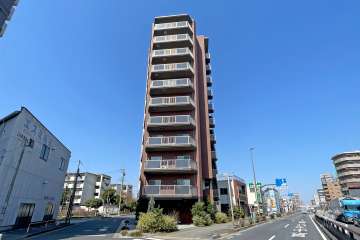 ライドリンク竹ノ塚の外観（南東側から）