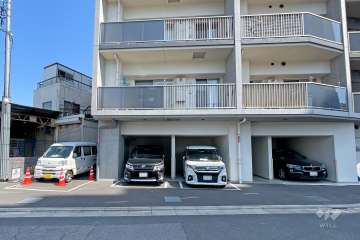 敷地内駐車場（屋外平面式）