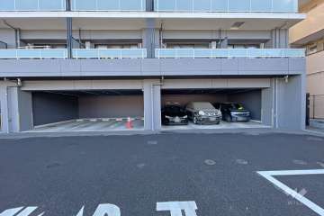 敷地内駐車場（屋外平面式）