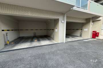 敷地内駐車場（屋内機械式）