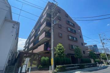 コスモ西台アーバンフォルムの外観（南東側から）