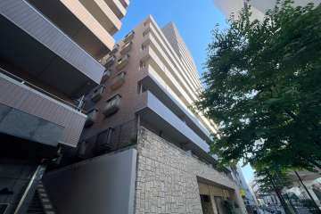 カテリーナ池袋西プラザタワーの外観（南西側から）