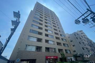 コスモ板橋グレイスアベニューの外観（北西側から）　　