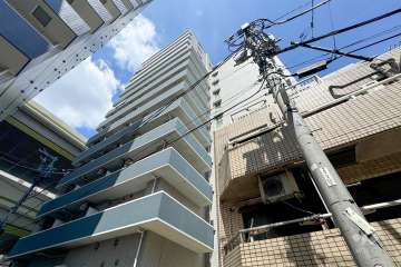 ライオンズステージ板橋の外観（南東側から）