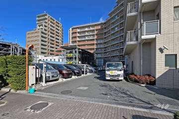 駐車場の出入り口