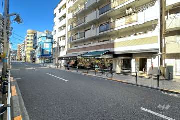 敷地南西側の前面道路