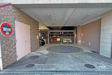 敷地内駐車場（屋内平面式・屋内機械式）