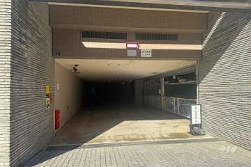 敷地内駐車場（屋内機械式）