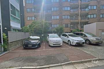 敷地内駐車場（屋外平面式）