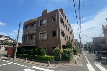 ヒルズ小竹向原の外観（北西側から）