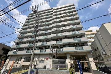 ライオンズステーションプラザ大山の外観（南東側から）