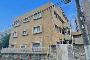 ライオンズマンション小竹向原の外観（北側から）