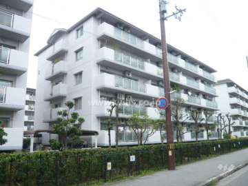 ルミエール千鳥弐号棟の外観（南西側から）