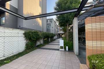 エントランスアプローチ