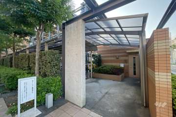 駐輪場（屋根付き）