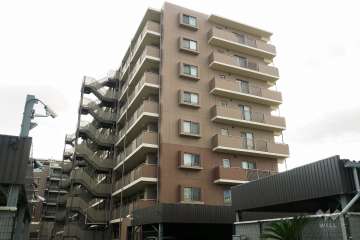 ビューネ蓮根城北公園の外観（北東側から）