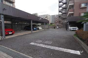 駐車場の出入口