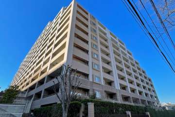 マナーズフォートノーブルテラスの外観（南東側から）