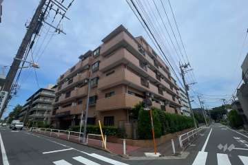 ライオンズマンション浮間公園の外観（南西側から）