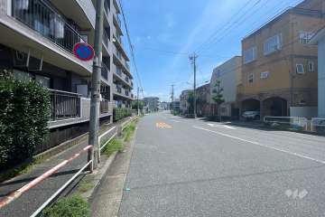 敷地南東側の前面道路　