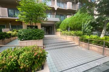 エントランスアプローチ