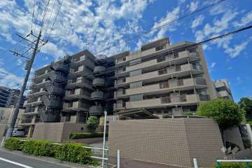 オーベル蓮根の外観（北東側から）