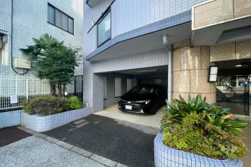 敷地内駐車場（屋外平面式）