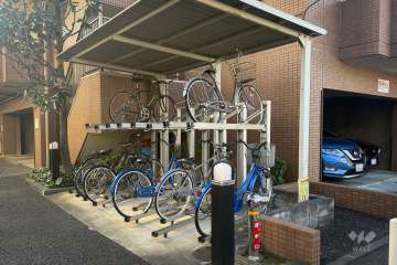 駐輪場（屋根付き）