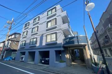 セザール成増の外観（東側から）　　