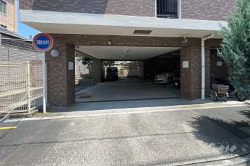 敷地内駐車場（屋内平面式）