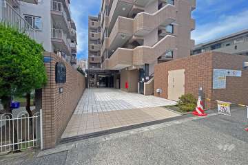 エントランスアプローチ