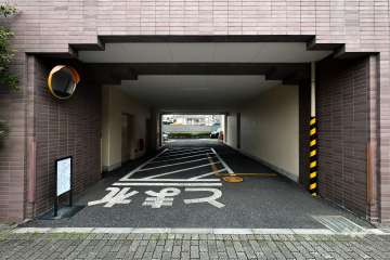 駐車場の出入り口