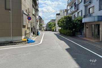 敷地東側の前面道路　