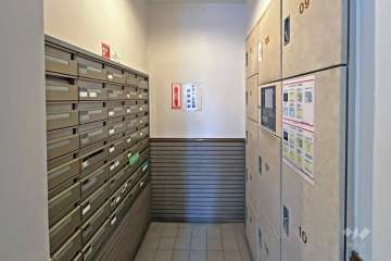 宅配ボックスと共用ポスト