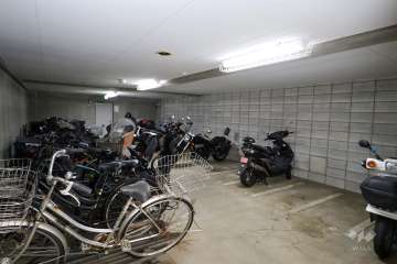 駐輪場、バイク置場