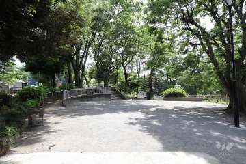 近隣の公園