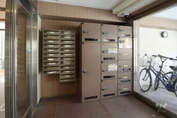 宅配ボックスと共用ポスト