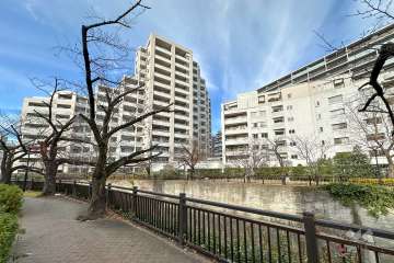 テラス加賀の外観（南東側から）