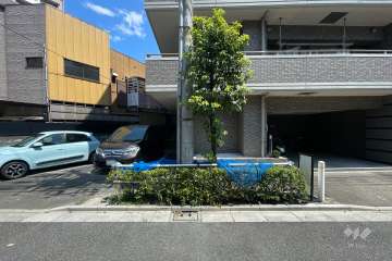 敷地内駐車場（屋外平面式）