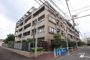 レクセルガーデン小竹向原の外観（南東側から）