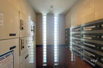 宅配ボックスと共用ポスト　