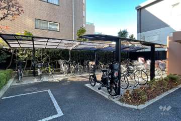 駐輪場（屋根付き）
