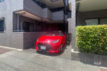 敷地内駐車場（屋外平面式）