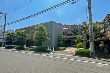 クレストフォルム蓮根城北公園の外観（北東側から）