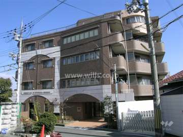 セレッソコート豊中長興寺の外観（南東側から）