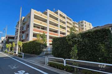 シーズガーデン成増の外観（北西側から）