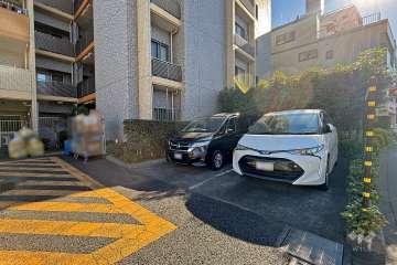 敷地内駐車場（屋外平面式）