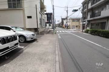 敷地北側の前面道路　　