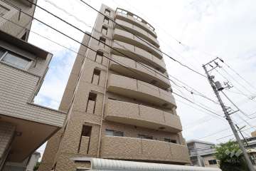 ローヤルシティ蓮根南の外観（南東側から）